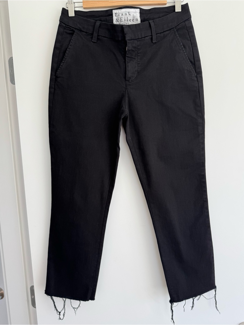 Frank & Eileen black Wicklow ankle raw hem cotton pants